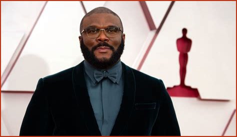 ‘I Had to Smoke a Joint’: Tyler Perry Sends Fans Into Frenzy as Madea Takes on Beyoncé, Reveals How He Prepared for the Scene